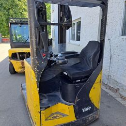 Yale MR16 * Schubmaststapler