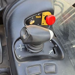 Yale MR16 * Schubmaststapler