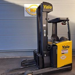 Yale MR 25 * Schubmaststapler