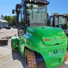 Cesab B 880 H2 * 4-Rad Elektrostapler