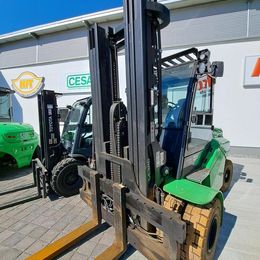 Cesab B 880 H2 * 4-Rad Elektrostapler