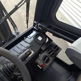 HC (Hangcha) CPDS15-XCY2G-SI Elektro-Dreiradstapler * 3-Rad Elektrostapler