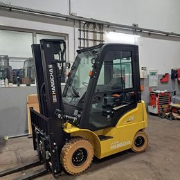 HC (Hangcha) CPD20-XEXY2HA-SI * 4-Rad Elektrostapler