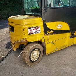 Yale ERP 40 VM * 4-Rad Elektrostapler