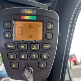 Yale ERP 40 VM * 4-Rad Elektrostapler